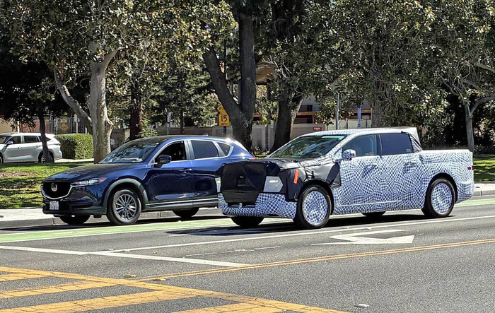 Fathom vs. CX-5 Size Comparison - sighting photo